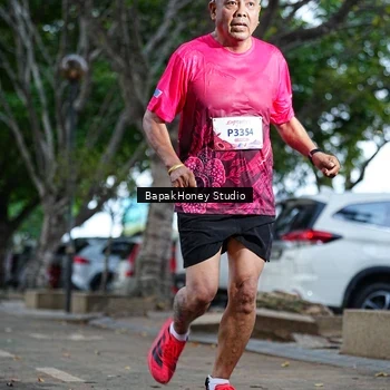 Runner Photo 8460669