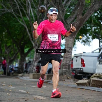 Runner Photo 8460671