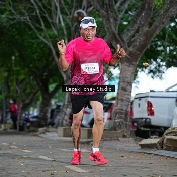 Runner Photo 8460673