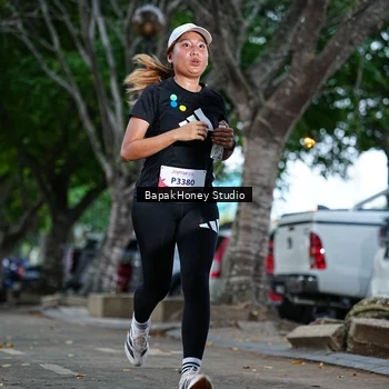 Runner Photo 8460676