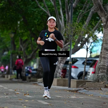 Runner Photo 8460679