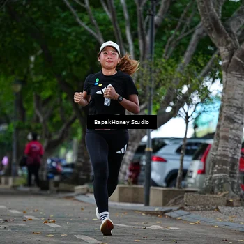 Runner Photo 8460686