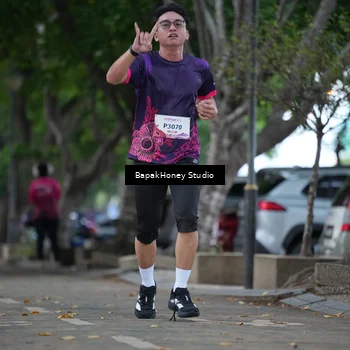 Runner Photo 8460695