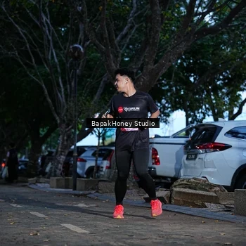 Runner Photo 8460761
