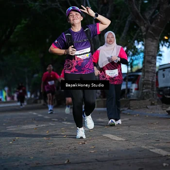 Runner Photo 8460774