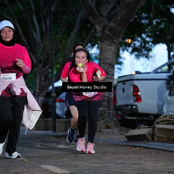 Runner Photo 8460783
