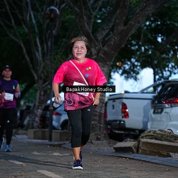 Runner Photo 8460798