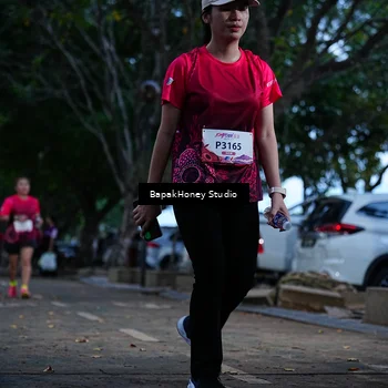 Runner Photo 8460811