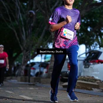 Runner Photo 8460814