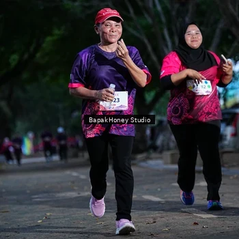 Runner Photo 8460836