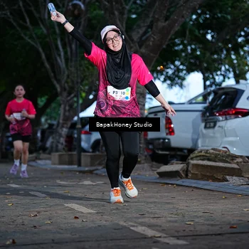 Runner Photo 8460856