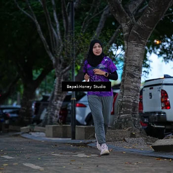 Runner Photo 8460875
