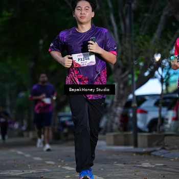 Runner Photo 8460885