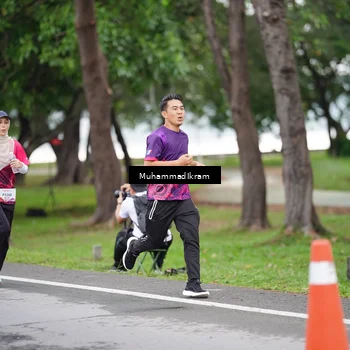 Runner Photo 8461468