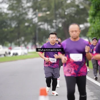 Runner Photo 8461536