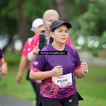 Runner Photo 8461736