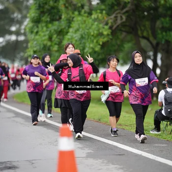 Runner Photo 8461757