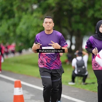 Runner Photo 8461772