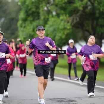 Runner Photo 8461810