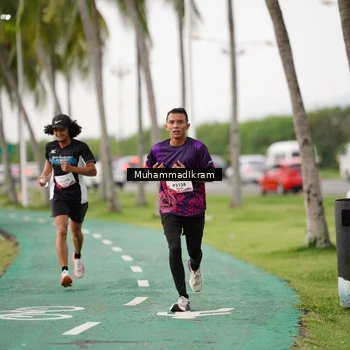 Runner Photo 8462100