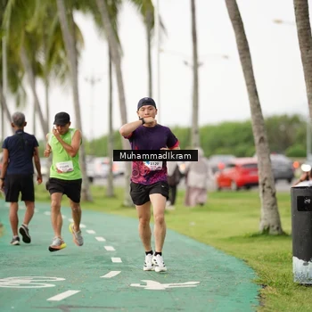 Runner Photo 8462151