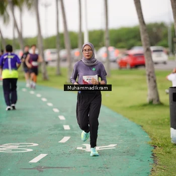 Runner Photo 8462181