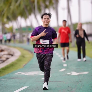 Runner Photo 8462347