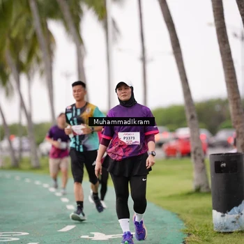 Runner Photo 8462429