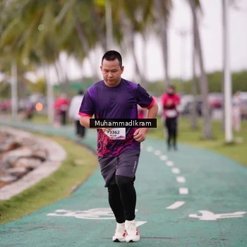 Runner Photo 8462658