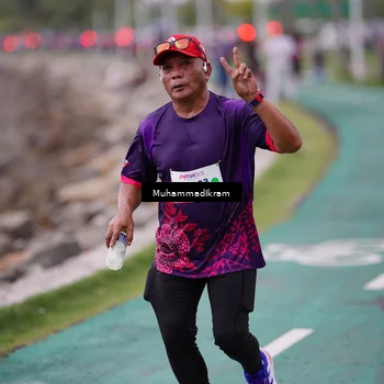 Runner Photo 8462836