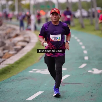 Runner Photo 8462842