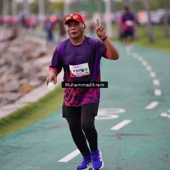 Runner Photo 8462846