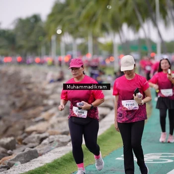 Runner Photo 8463013