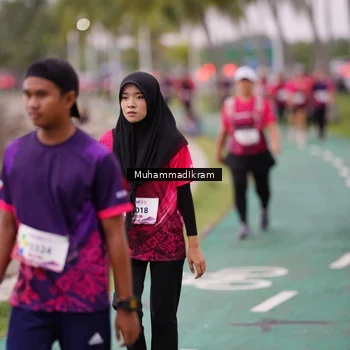 Runner Photo 8463073