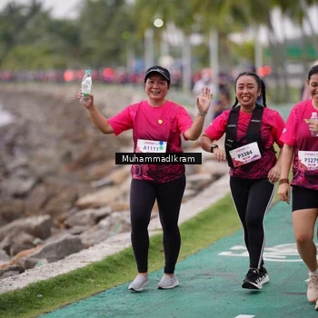 Runner Photo 8463104
