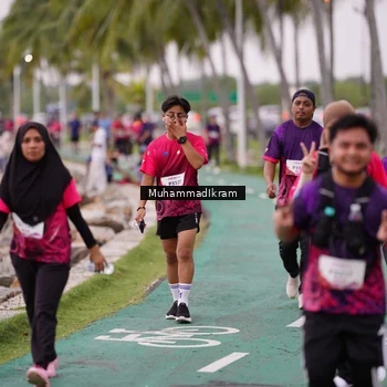 Runner Photo 8463130