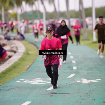 Runner Photo 8463291
