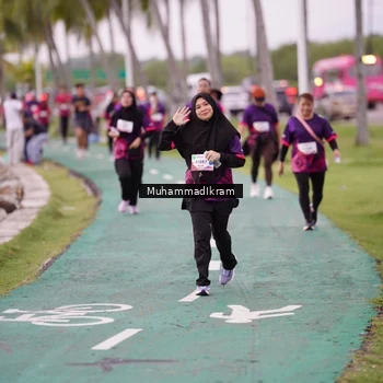 Runner Photo 8463384