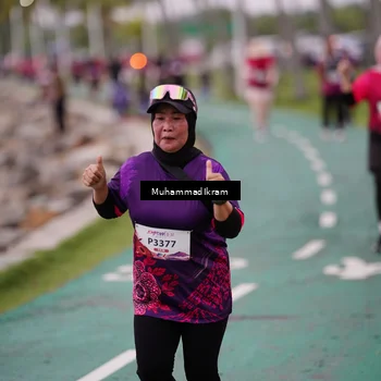 Runner Photo 8463545