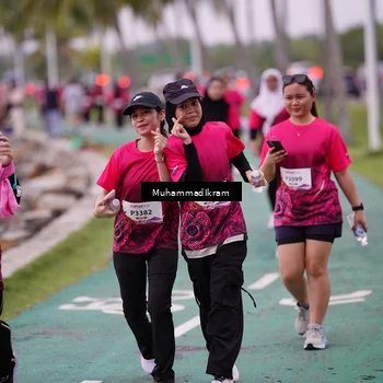Runner Photo 8463741