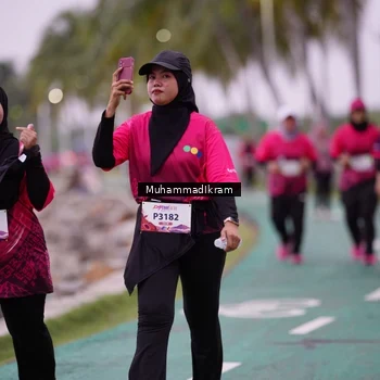 Runner Photo 8463802