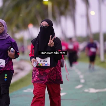 Runner Photo 8463916
