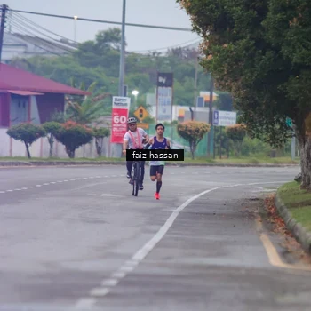 Runner Photo 8464443
