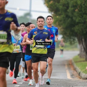 Runner Photo 8464471