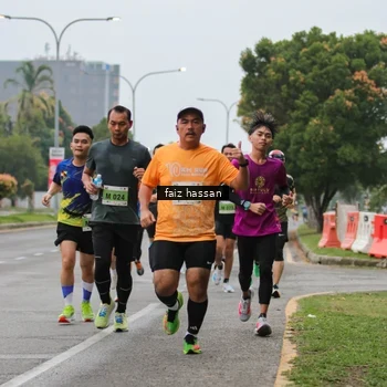 Runner Photo 8464541