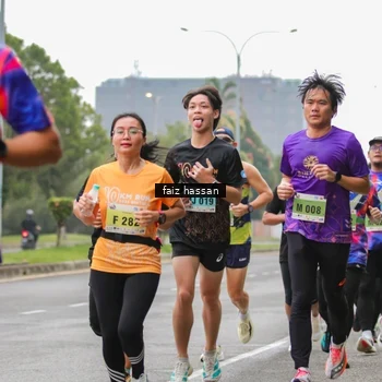 Runner Photo 8464558