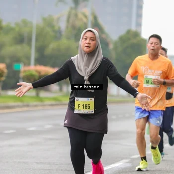 Runner Photo 8464601