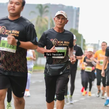 Runner Photo 8464645