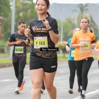 Runner Photo 8464750