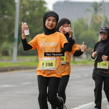 Runner Photo 8464873